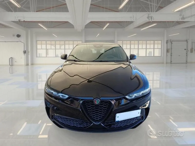 Alfa Romeo Tonale 2024 photo 2