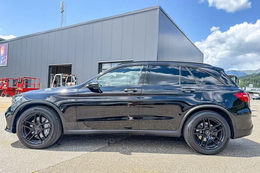 Mercedes-Benz Glc-Class 2019 photo 2