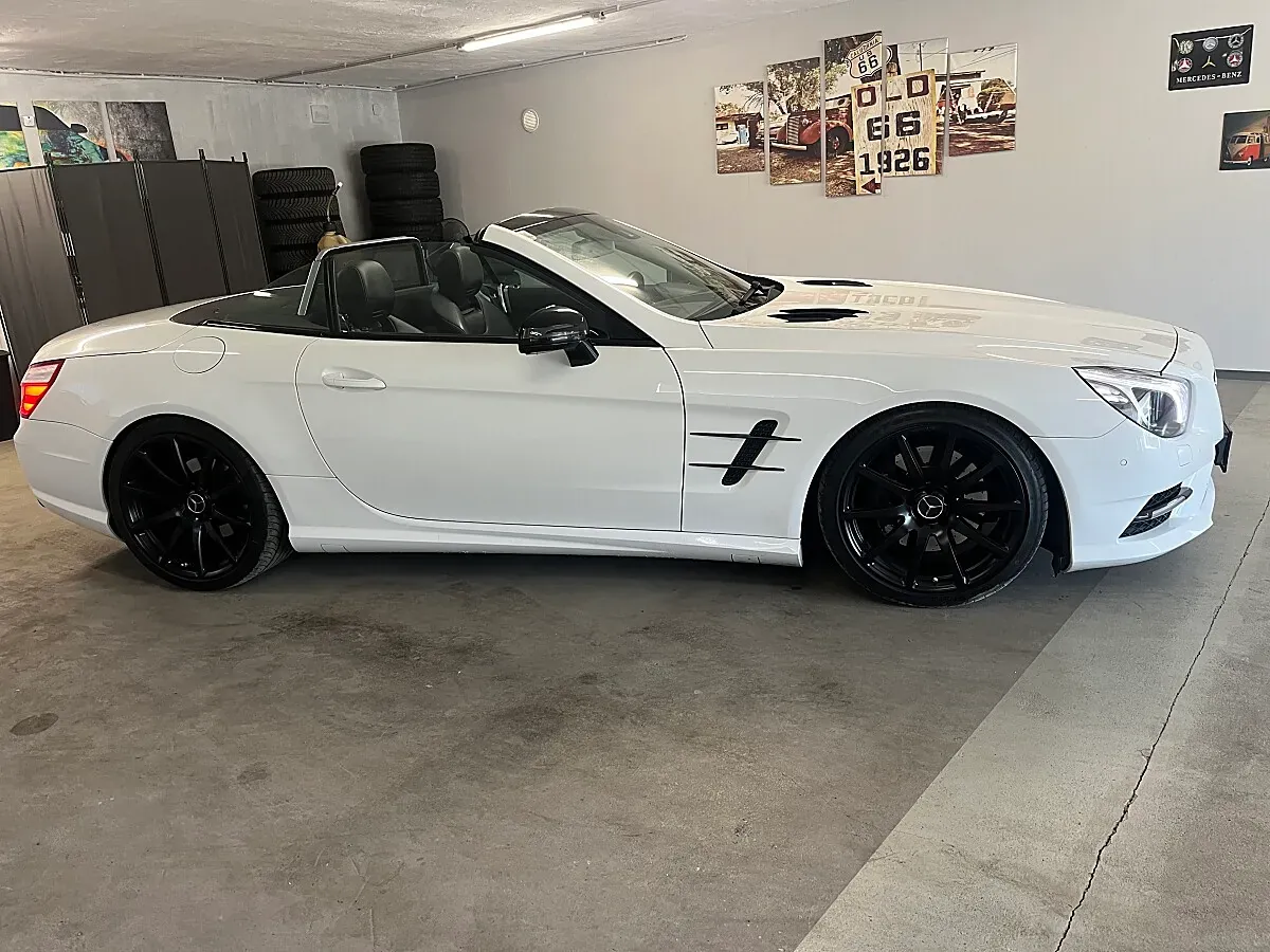 Mercedes-Benz Sl-Class 2012 photo 2