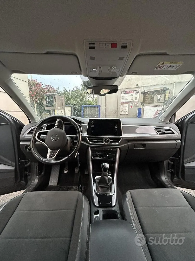 Volkswagen T-Roc 2022 photo 4