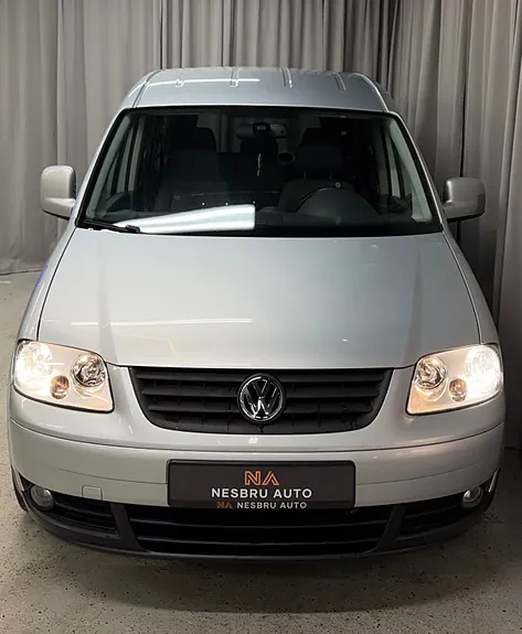Volkswagen Caddy Maxi 2009 photo 3