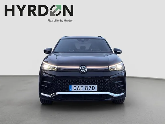 Volkswagen Tiguan 2025 photo 2