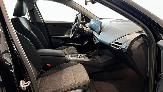 BMW 120 2026 photo 3