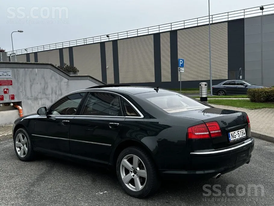 Audi A8 2007 photo 5