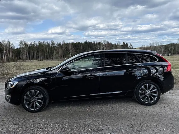 Volvo V60 2014 photo 5