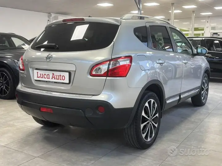 Nissan Qashqai 2012 photo 4
