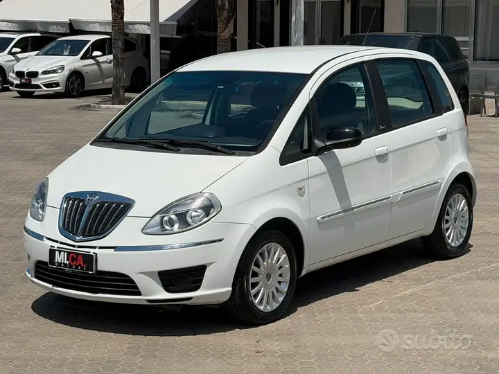 Lancia Musa 2012 photo 2