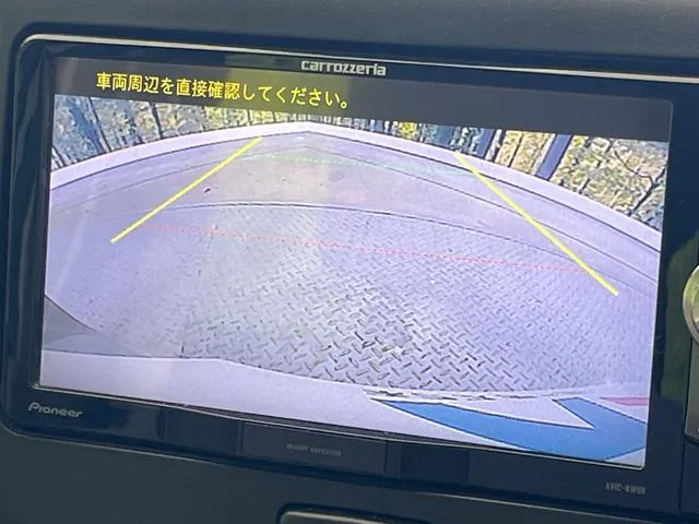 Daihatsu Miraiyese 2015 photo 4