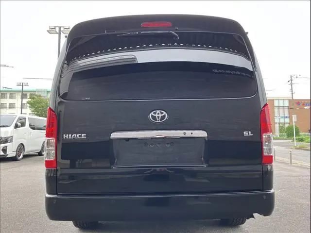 Toyota Hiace Wagon 2022 photo 3