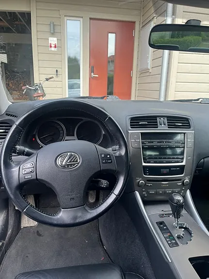Lexus Is250 2010 photo 4