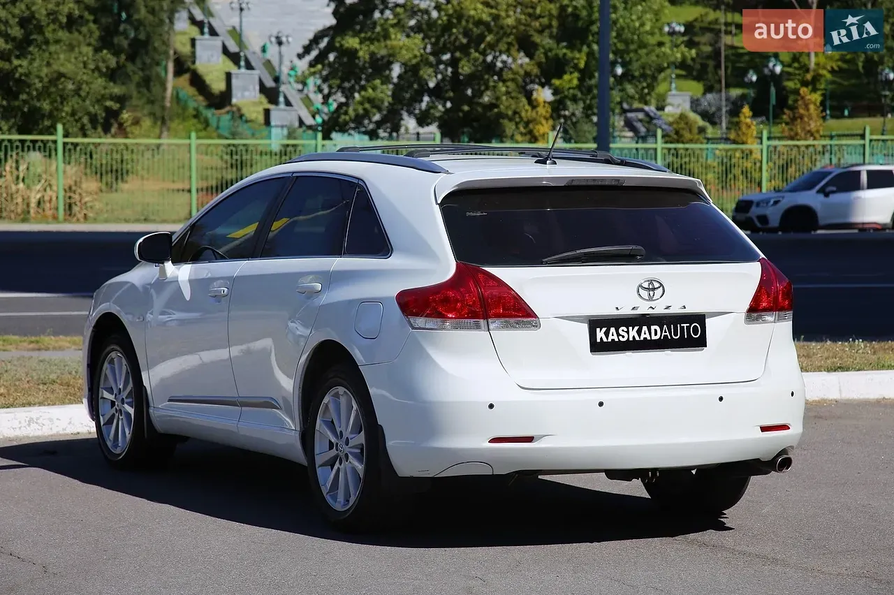 Toyota Venza 2012 photo 4