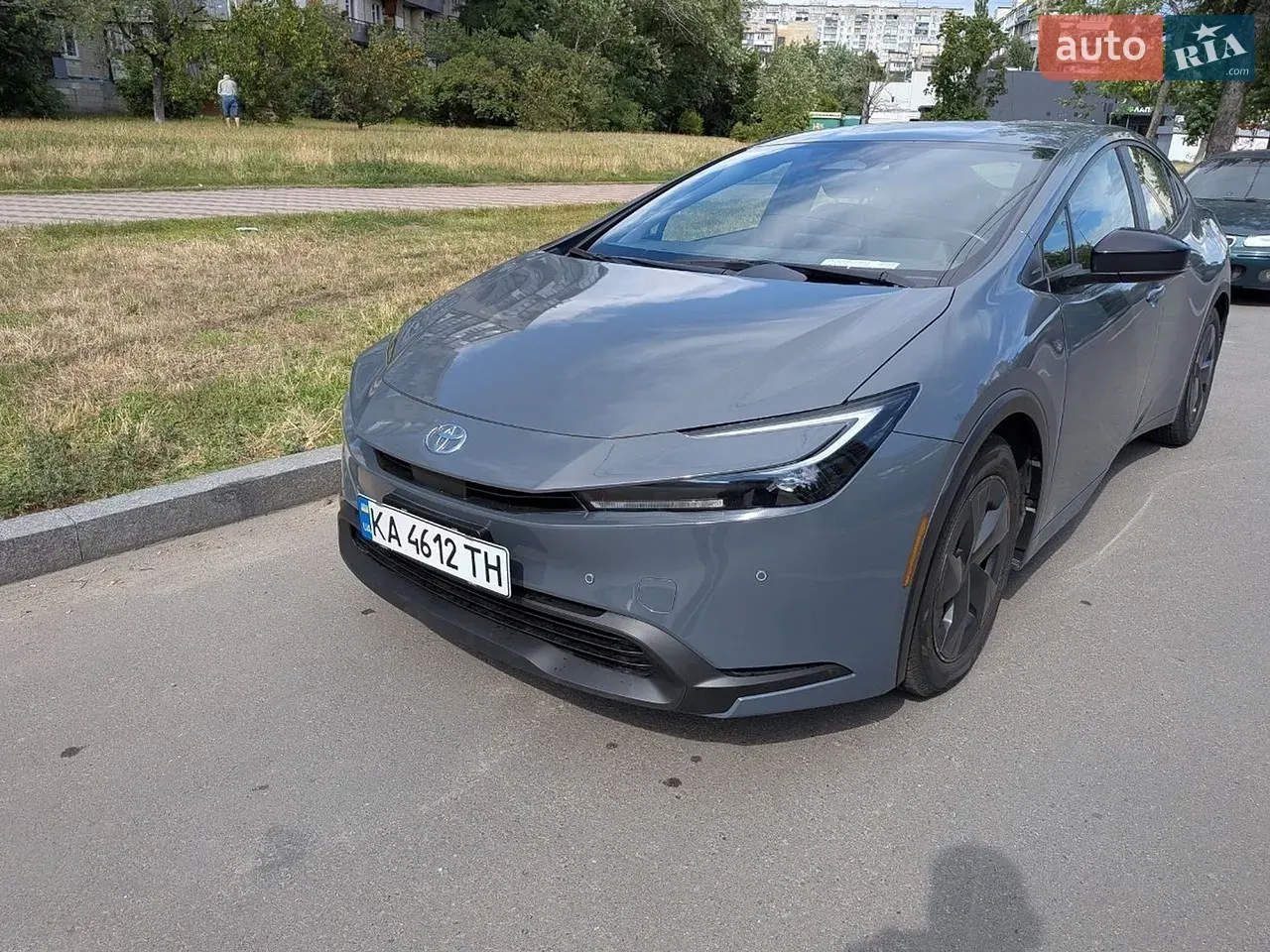 Toyota Prius 2024 photo 3