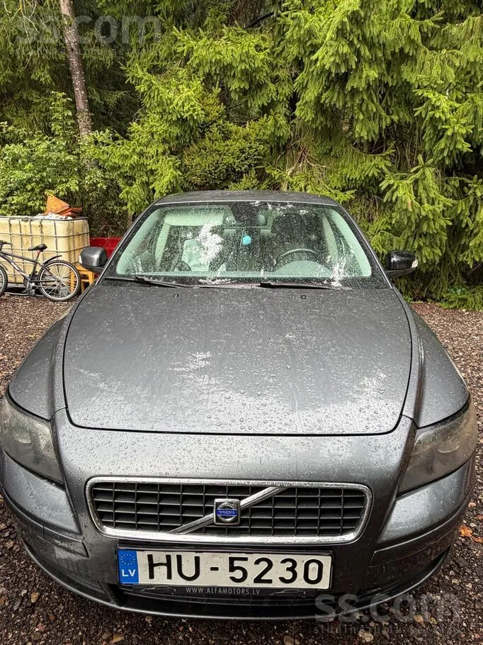 Volvo S40