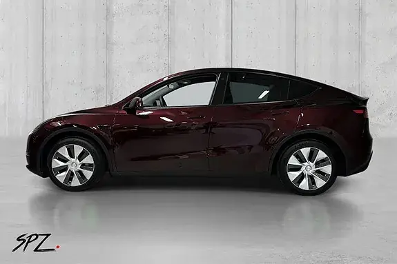 Tesla Model Y 2024 photo 4