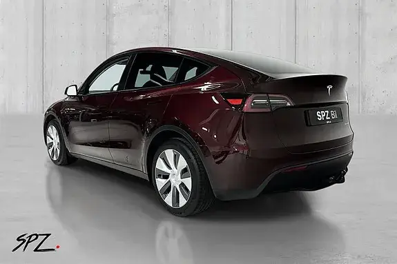 Tesla Model Y 2024 photo 5