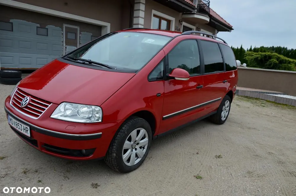 Volkswagen Sharan 2009 photo 2