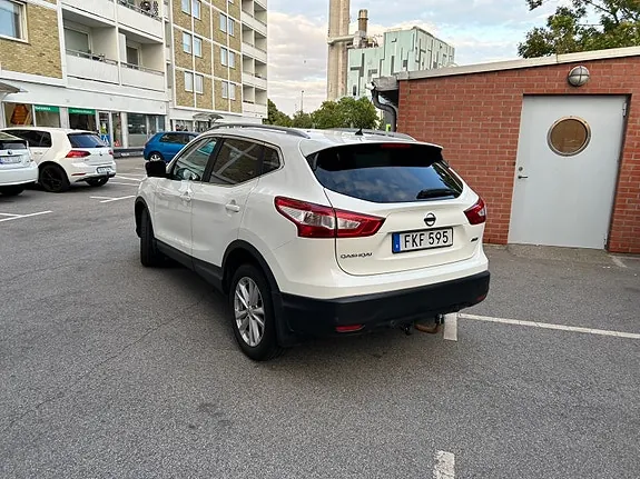 Nissan Qashqai 2015 photo 2