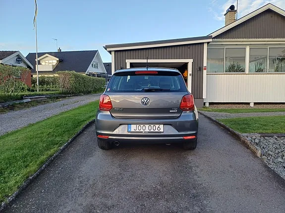 Volkswagen Polo 2015 photo 4