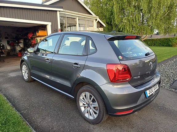 Volkswagen Polo 2015 photo 3