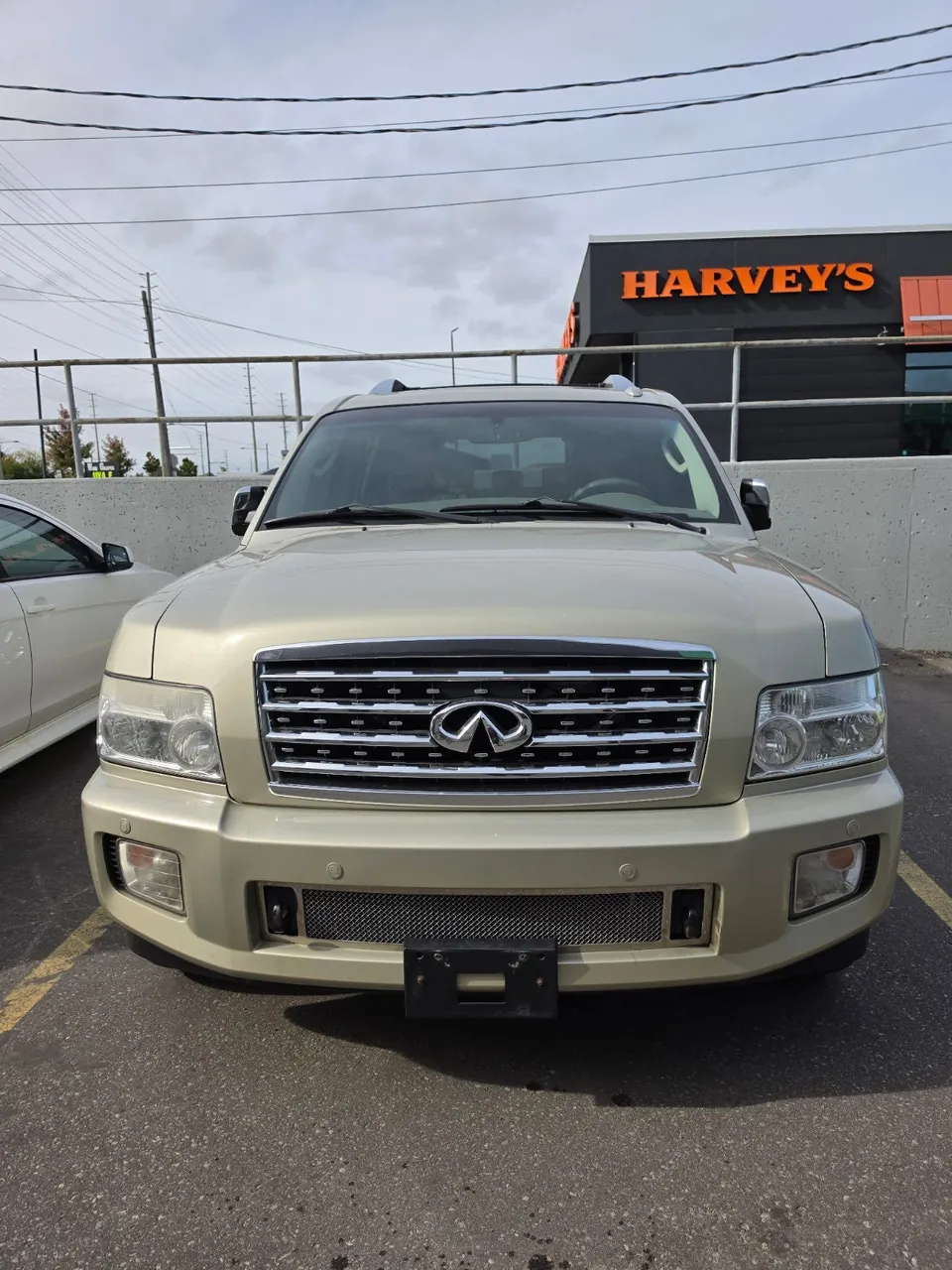 Infiniti Qx56