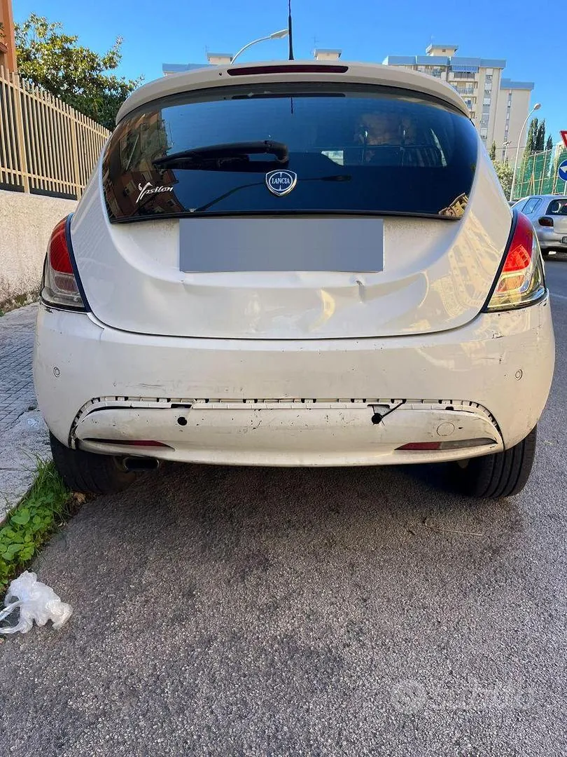 Lancia Ypsilon 2016 photo 3