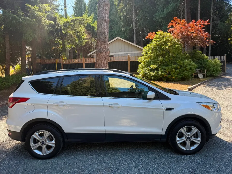 Ford Escape 2016 photo 4