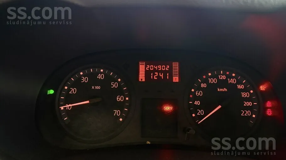 Renault Clio 2005 photo 4