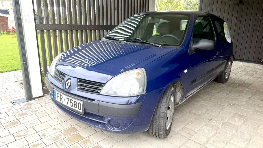Renault Clio 2005 photo 2