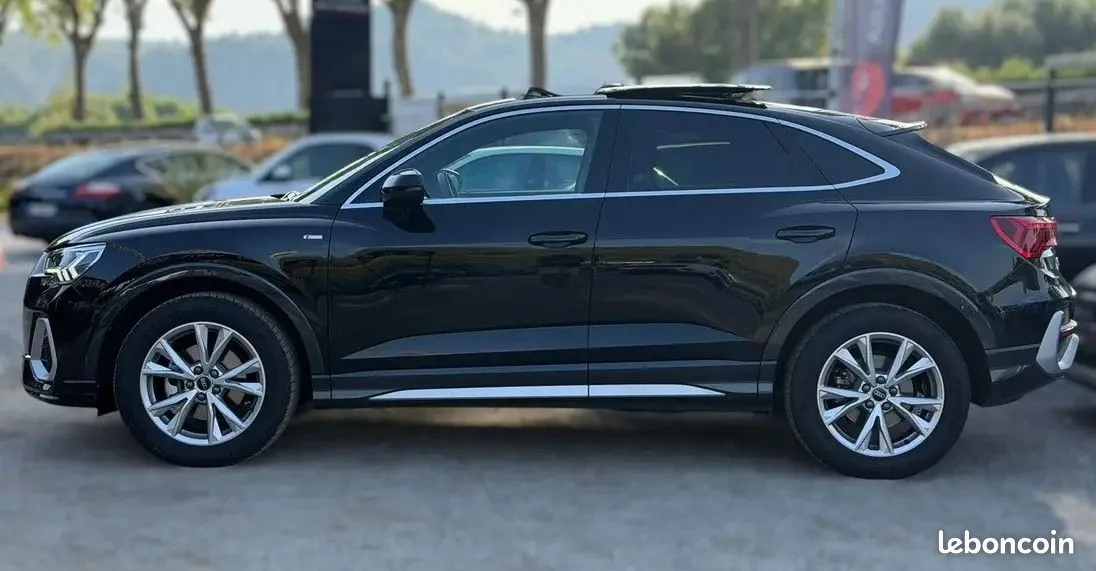 Audi Q3 2024 photo 2