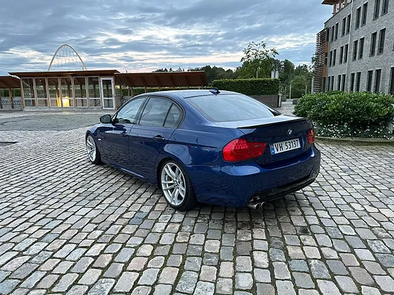 BMW 330D 2009 photo 3