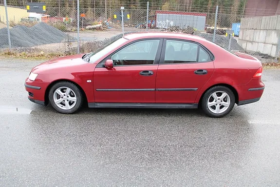 Saab 9-3 2005 photo 3
