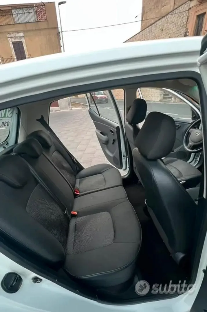 Hyundai I10 2012 photo 5