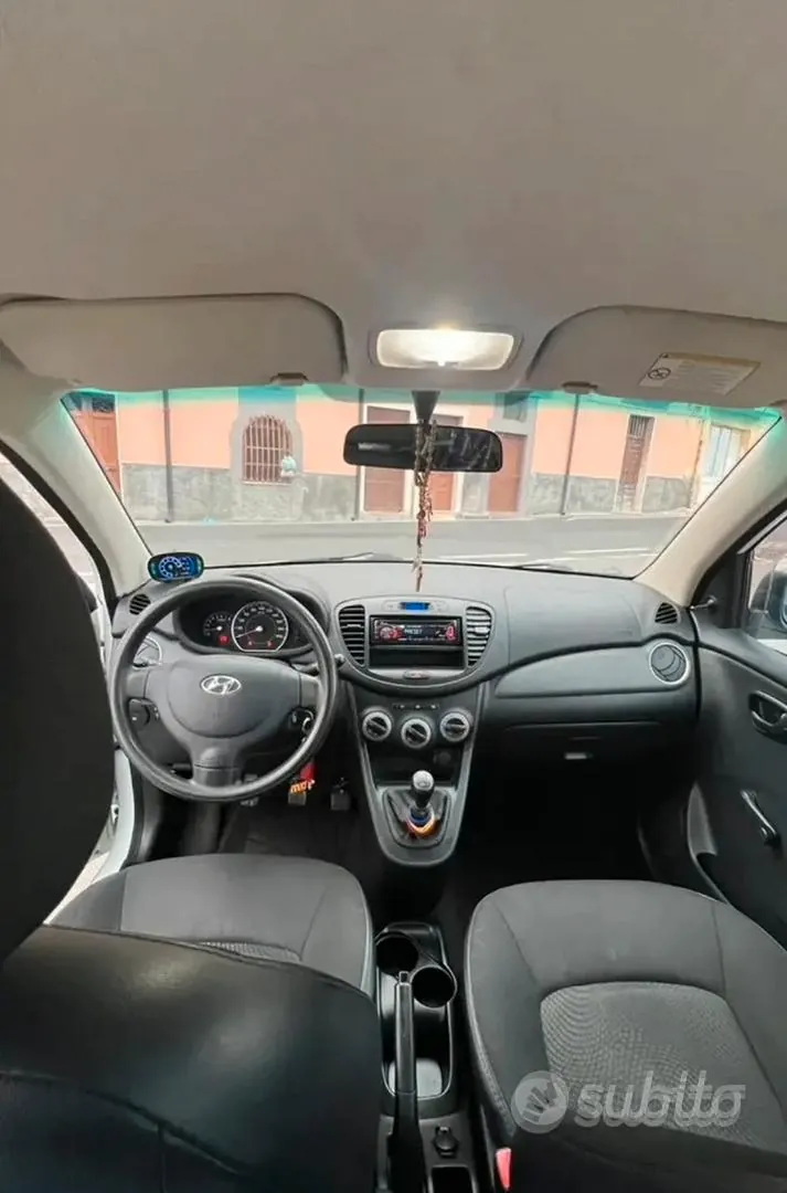 Hyundai I10 2012 photo 4
