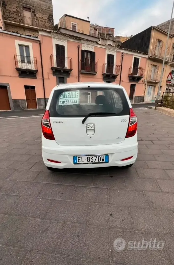 Hyundai I10 2012 photo 2