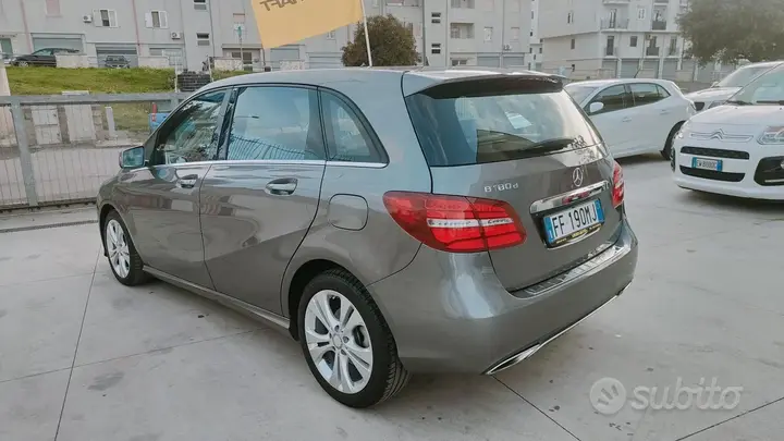 Mercedes-Benz B-Class 2016 photo 3