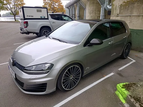 Volkswagen Golf Vii 2014 photo 3