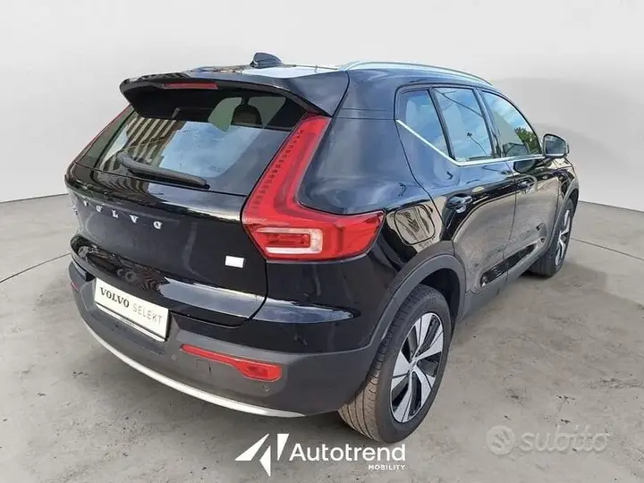 Volvo Xc40 2023 photo 2