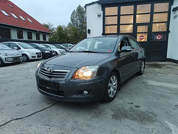 Toyota Avensis 2008 photo 2