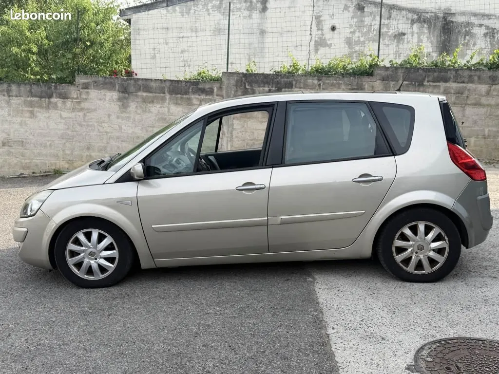 Renault Scenic 2009 photo 3