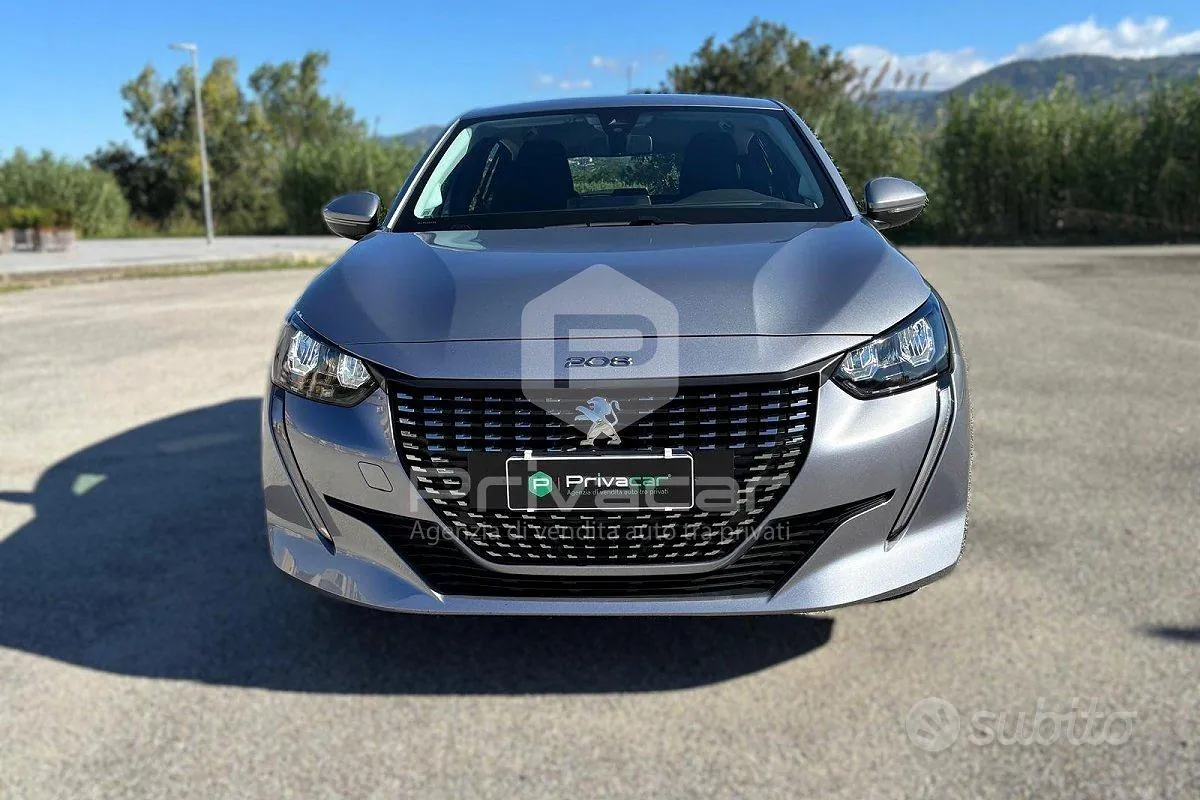 Peugeot 208 2020 photo 2