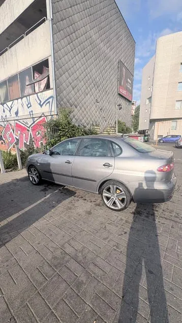 Seat Cordoba
