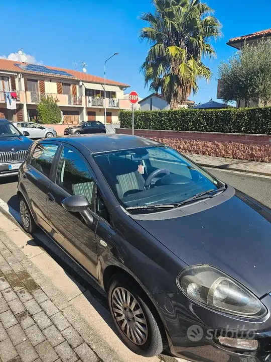 Fiat Punto Evo 2011 photo 4