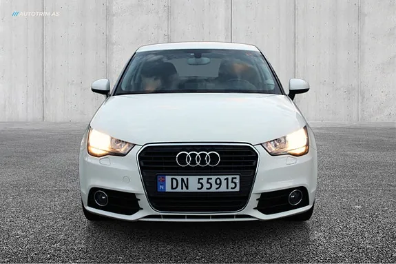 Audi A1 2011 photo 3