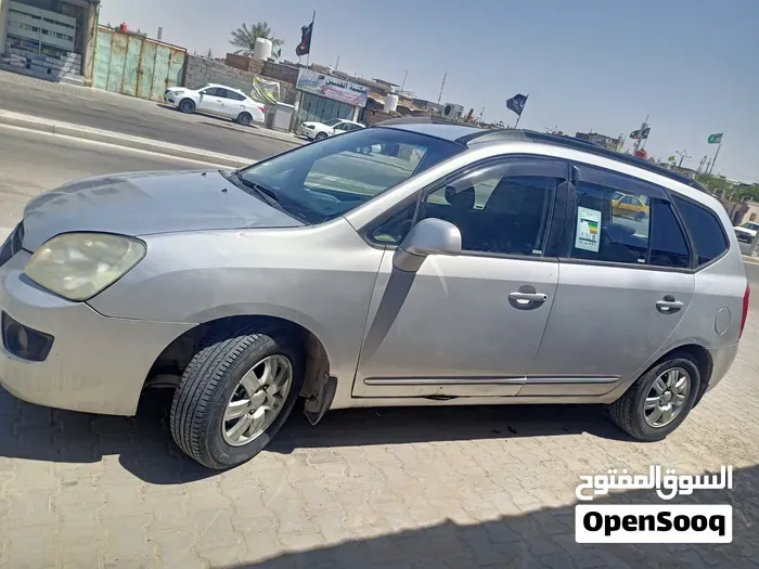 Kia Carens 2008 photo 5