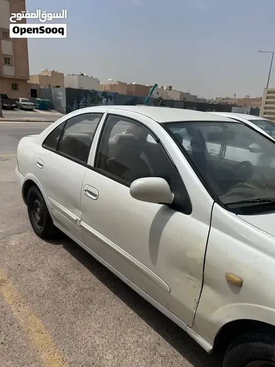 Nissan Sunny 2011 photo 3