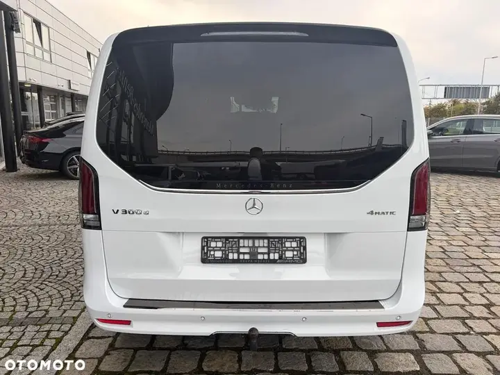 Mercedes-Benz V-Class 2025 photo 5