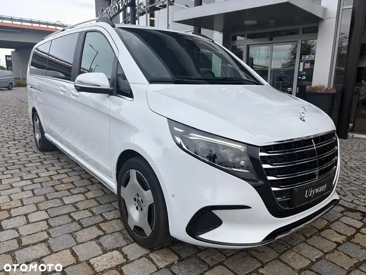 Mercedes-Benz V-Class