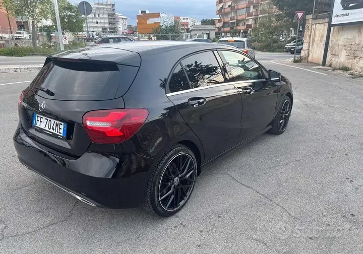 Mercedes-Benz A 2016 photo 3