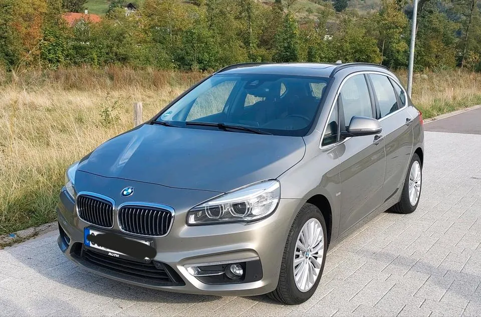 BMW 220