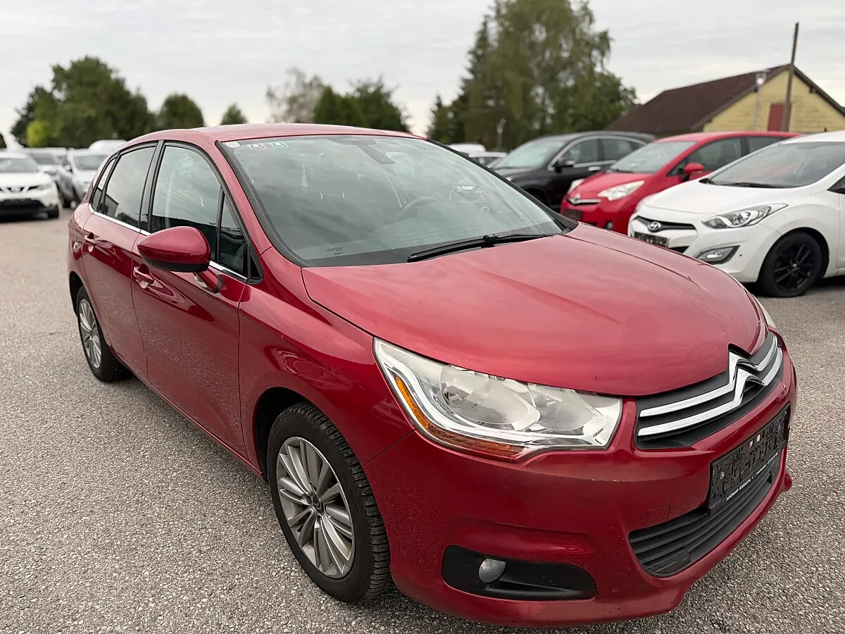 Citroen C4 2011 photo 2